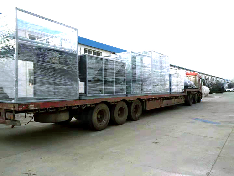 焊接除塵設(shè)備廠家，焊接車間整體通風(fēng)系統(tǒng)設(shè)備發(fā)貨