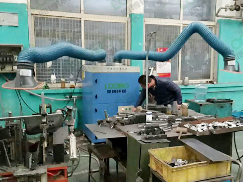 改善焊接車間作業(yè)環(huán)境，焊接煙塵凈化器你選對了嗎！